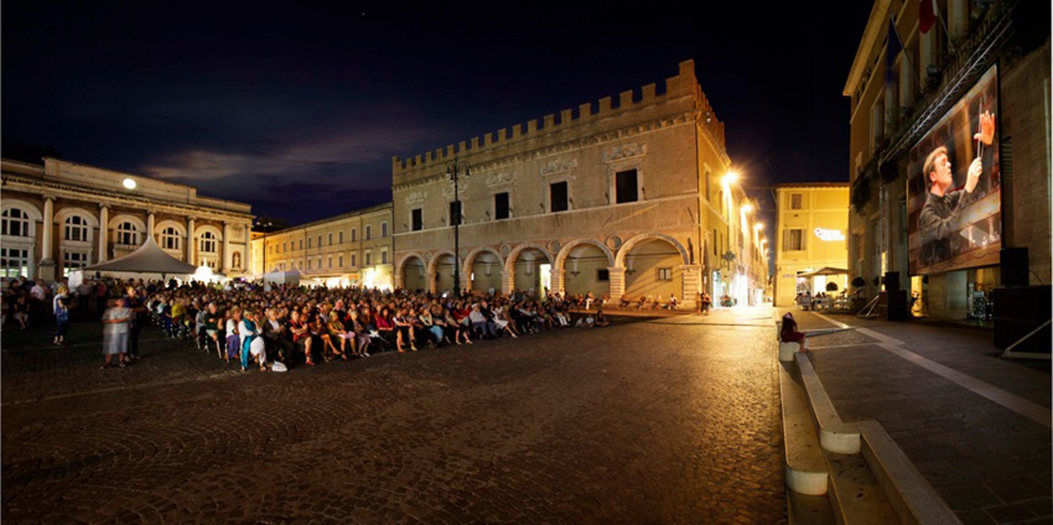 Piazza_del_popolo